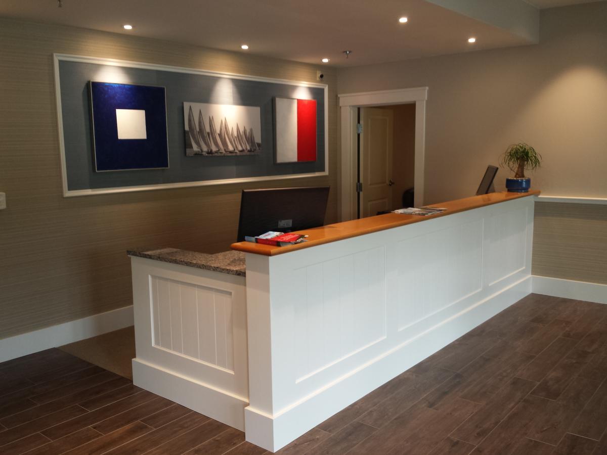 Belfast Harbor Inn エクステリア 写真