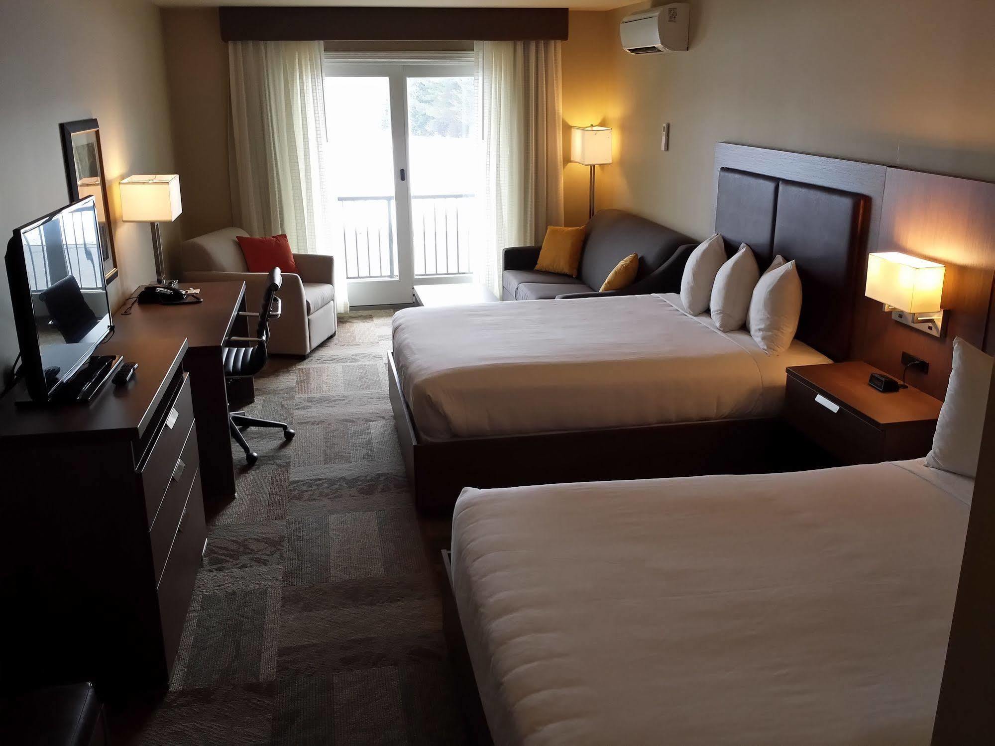 Belfast Harbor Inn エクステリア 写真